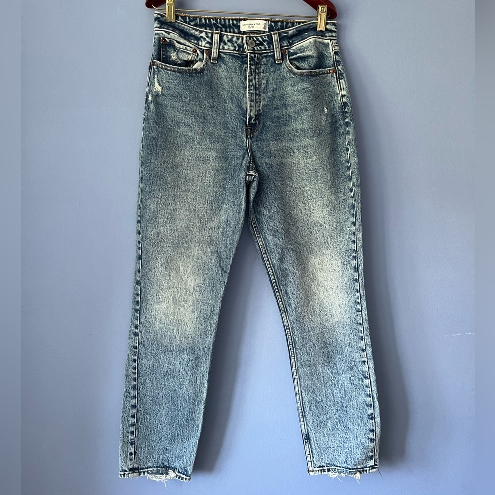 Abercrombie & Fitch The Mom High Rise Jeans 28 6 Long Acid Wash